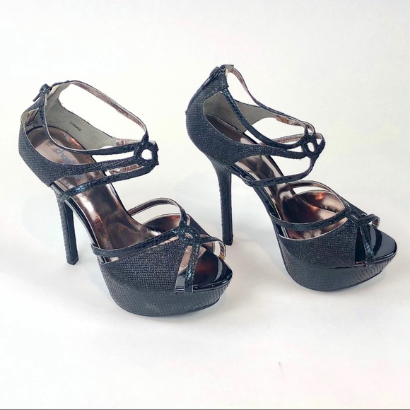 Charlotte Russe Women’s Black Heels - Picture 2 of 6